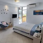 Center Of Rovinj, Sea View Apartment